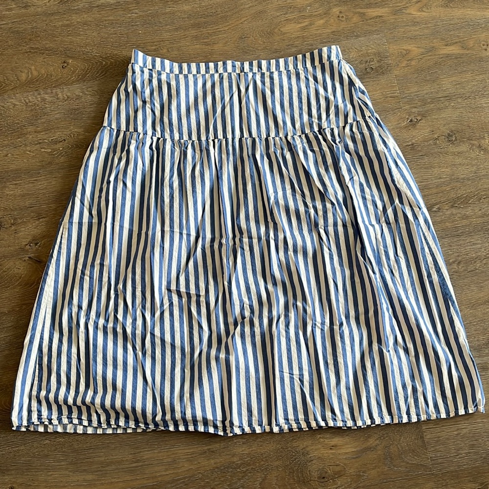 Old Navy Striped Skirt